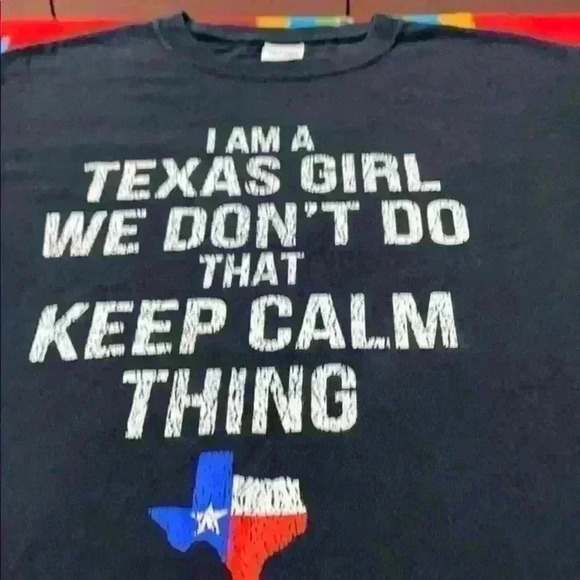 Gildan Tops - Texas Strong T-shirt ☀️
